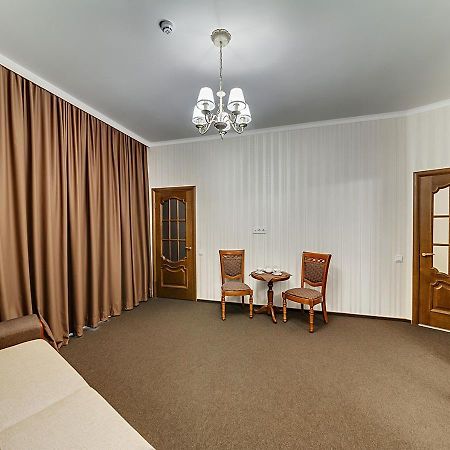 Venecia Hotel & Spa Zaporizhia Extérieur photo
